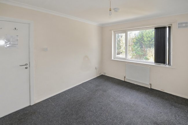 61 Colesbourne Road, Solihull, West Midlands, B92 8LF 5