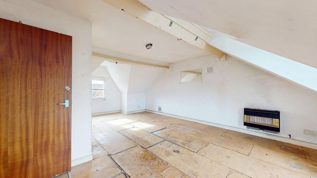 Flat C, 15 Lucien Road, Tooting, London, SW17 8HS 4