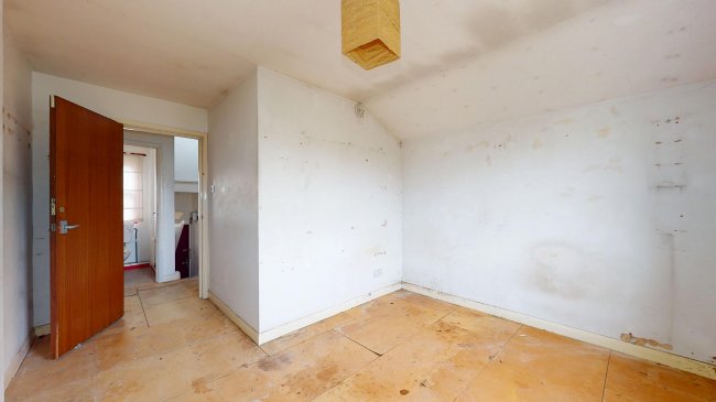 Flat C, 15 Lucien Road, Tooting, London, SW17 8HS 4