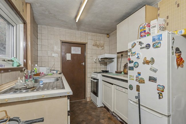 40 Deepdale Road, Preston, PR1 5AQ 10