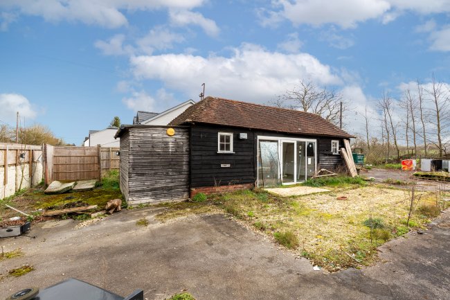 Horse & Harrow, Main Street, West Hagbourne, Didcot OX11 0NB 10