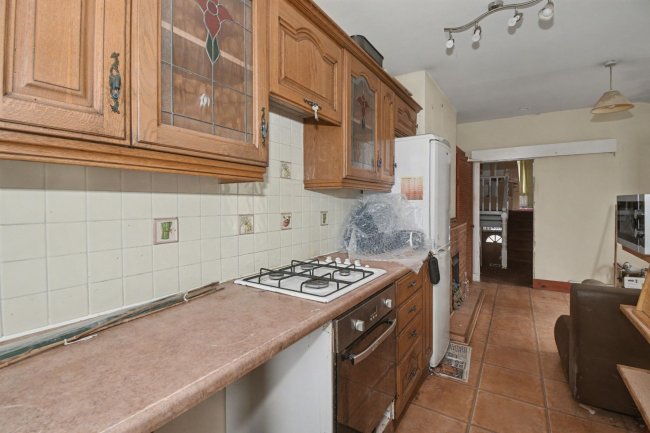 117 / 117A Western Road, Southall, UB2 5HN 7