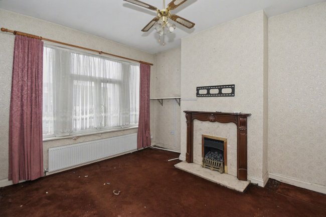 117 / 117A Western Road, Southall, UB2 5HN 7