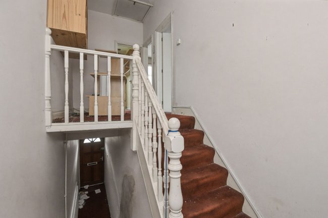 117 / 117A Western Road, Southall, UB2 5HN 7