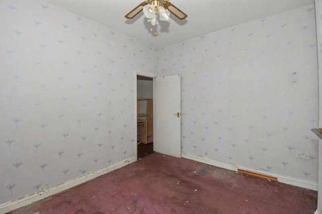 117 / 117A Western Road, Southall, UB2 5HN 7