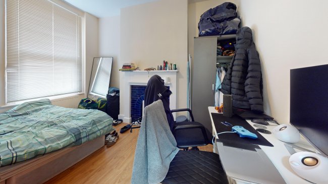 10 Comyn Road, Clapham, London, SW11 1QD 2