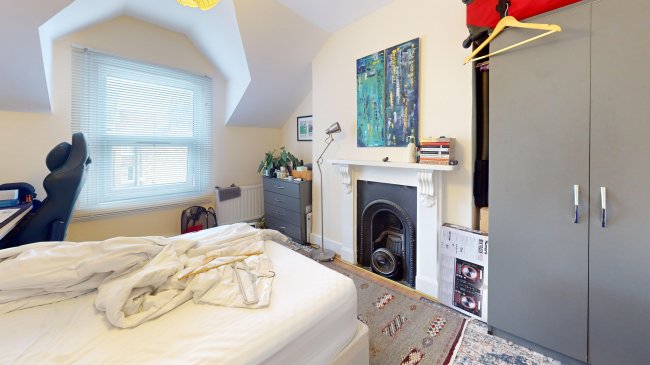 10 Comyn Road, Clapham, London, SW11 1QD 2