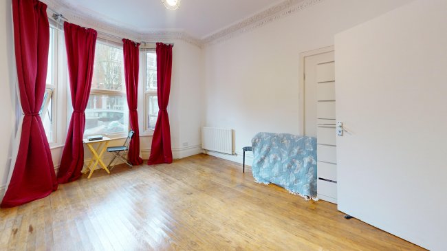 10 Comyn Road, Clapham, London, SW11 1QD 2