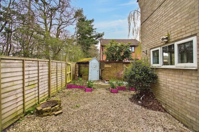 28 Gazelle Court, Colchester, Essex, CO4 9RW 7