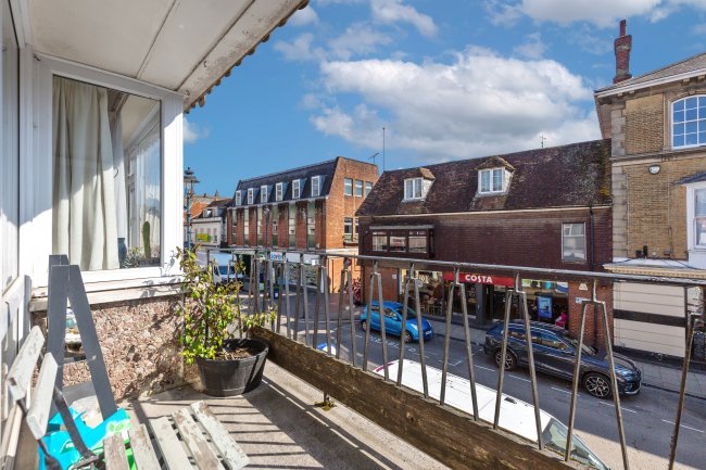 34D & 34E High Street, Alton, Hampshire, GU34 1BD 6