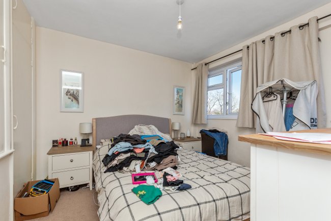 34D & 34E High Street, Alton, Hampshire, GU34 1BD 6