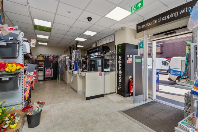 34D & 34E High Street, Alton, Hampshire, GU34 1BD 6