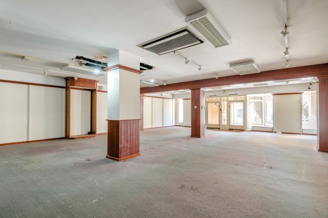 38-40 High Street, Andover SP10 1NN 7