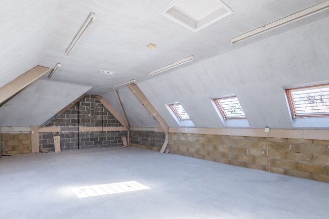 38-40 High Street, Andover SP10 1NN 7