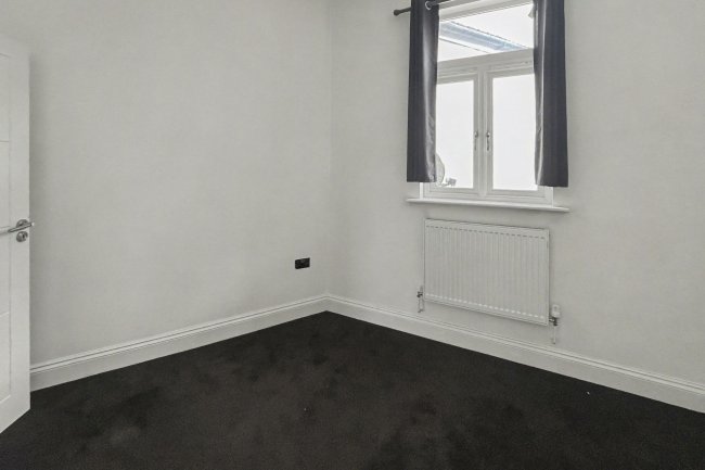 169 Gleneagle Road, Streatham, London, SW16 6AZ 5