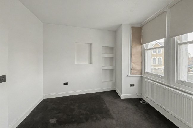 169 Gleneagle Road, Streatham, London, SW16 6AZ 5