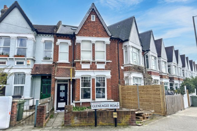 169 Gleneagle Road, Streatham, London, SW16 6AZ 5