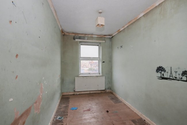 52 The Crescent, St. Neots, Cambridgeshire, PE19 1EE 9