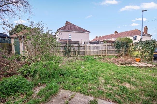 52 The Crescent, St. Neots, Cambridgeshire, PE19 1EE 9