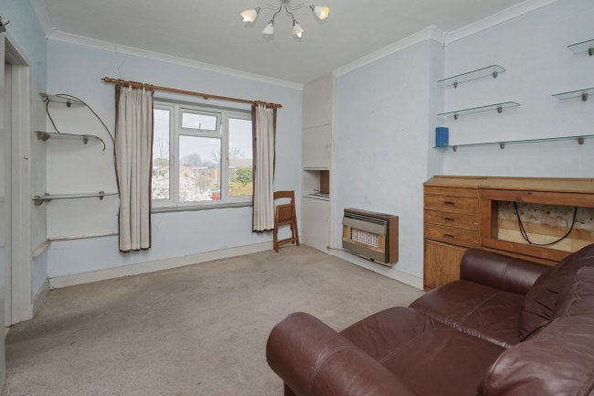 22 / 24 Holly Bush Lane, Hampton, TW12 2QS 8