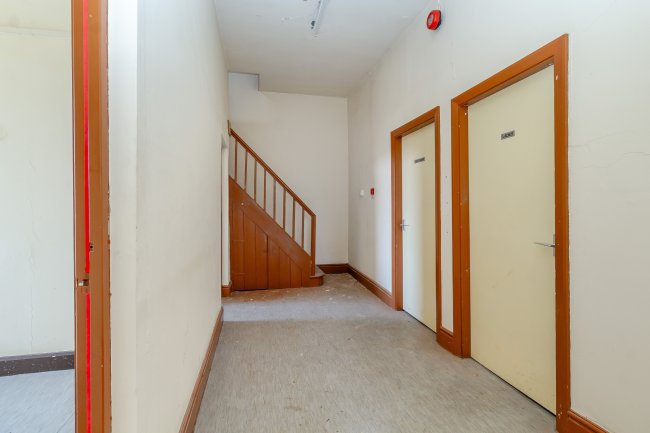 56 St. Annes Road West, Lytham St. Annes, FY8 1UE 2