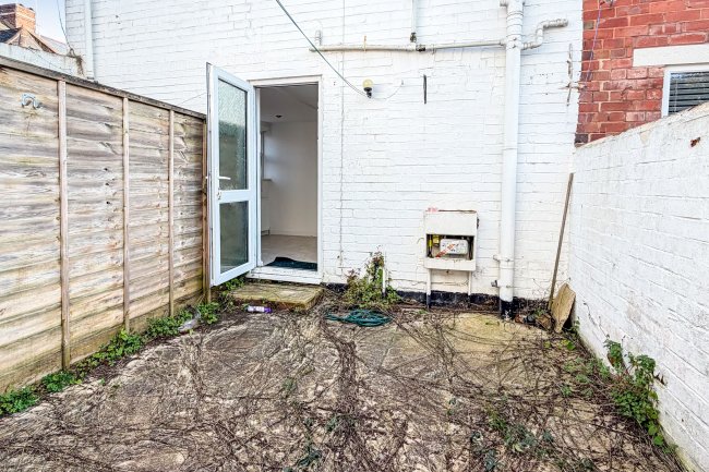 2 Churchill Road, St Thomas, Exeter, Devon, EX2 9BU 10
