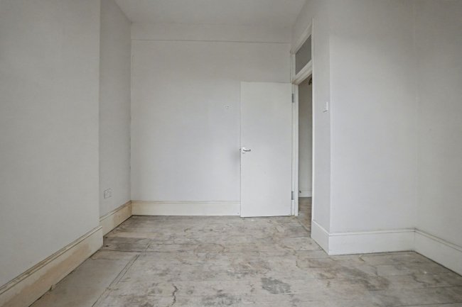 217A Westcombe Hill, Kidbrooke, London, SE3 7DR 4