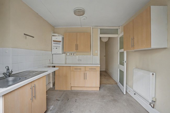 217A Westcombe Hill, Kidbrooke, London, SE3 7DR 4