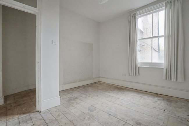 217A Westcombe Hill, Kidbrooke, London, SE3 7DR 4