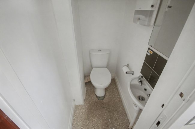 10 St James Avenue, Kemptown, Brighton, East Sussex, BN2 1QD 9