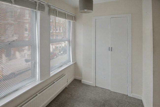 10 St James Avenue, Kemptown, Brighton, East Sussex, BN2 1QD 9