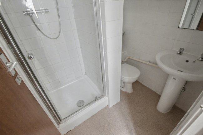 10 St James Avenue, Kemptown, Brighton, East Sussex, BN2 1QD 9