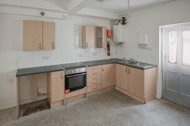 10 St James Avenue, Kemptown, Brighton, East Sussex, BN2 1QD 9