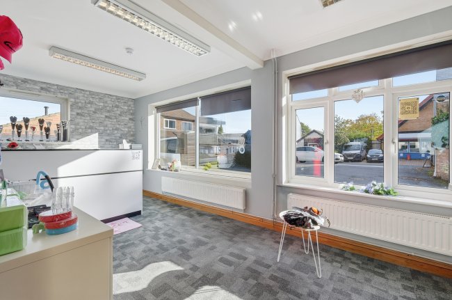 10-11 Orchard Lane, Huntingdon, Cambridgeshire PE29 3QT 2