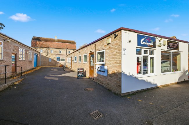 10-11 Orchard Lane, Huntingdon, Cambridgeshire PE29 3QT 2