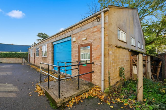 10-11 Orchard Lane, Huntingdon, Cambridgeshire PE29 3QT 2