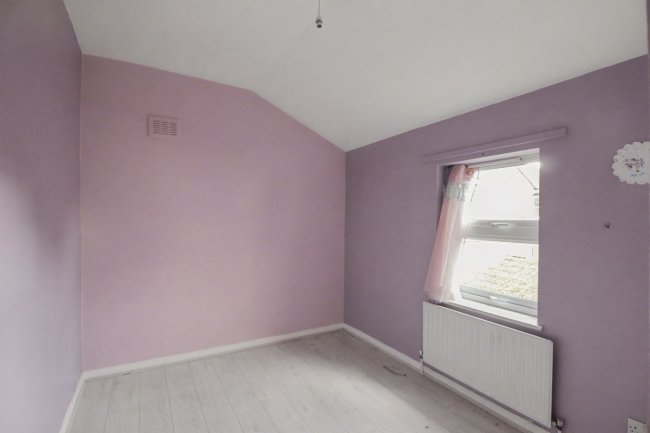 106 Pevensey Road, London, E7 0AH 7