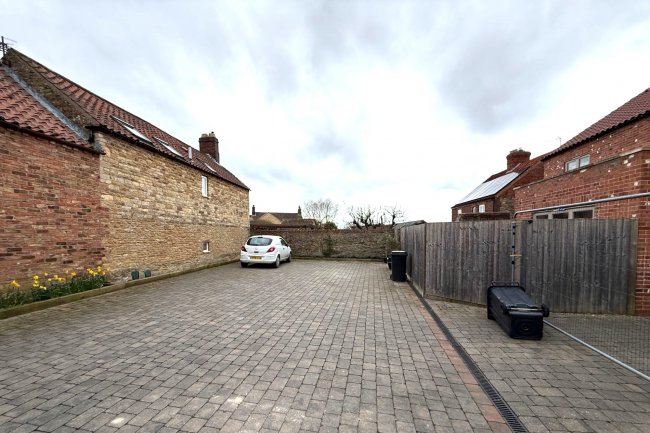 The Bell Inn, 3a and 3b Far Lane, Coleby, Lincoln LN5 0AH 8