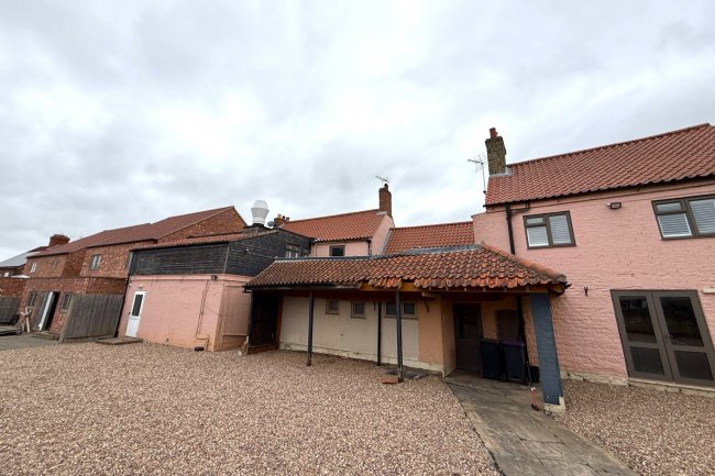 The Bell Inn, 3a and 3b Far Lane, Coleby, Lincoln LN5 0AH 8