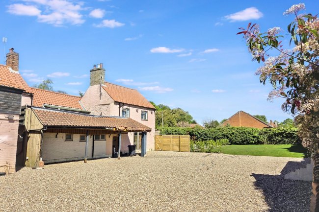 The Bell Inn, 3a and 3b Far Lane, Coleby, Lincoln LN5 0AH 1