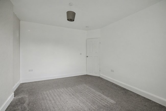 19 Marlborough Road, Beeston, Nottingham, NG9 2HG 4