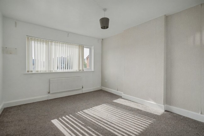 19 Marlborough Road, Beeston, Nottingham, NG9 2HG 4