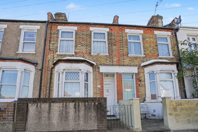 100 Timbercroft Lane, London, SE18 2SF 6