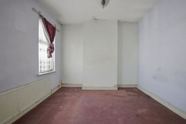 100 Timbercroft Lane, London, SE18 2SF 6