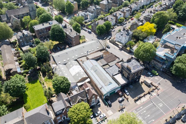 392A Camden Road, and 1 Hillmarton Road, Islington, London, N7 0SJ 4