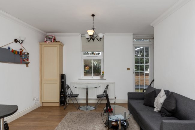 79 High Road and Flats 1-4 Alexander Court, East Finchley, London N2 8AD 1
