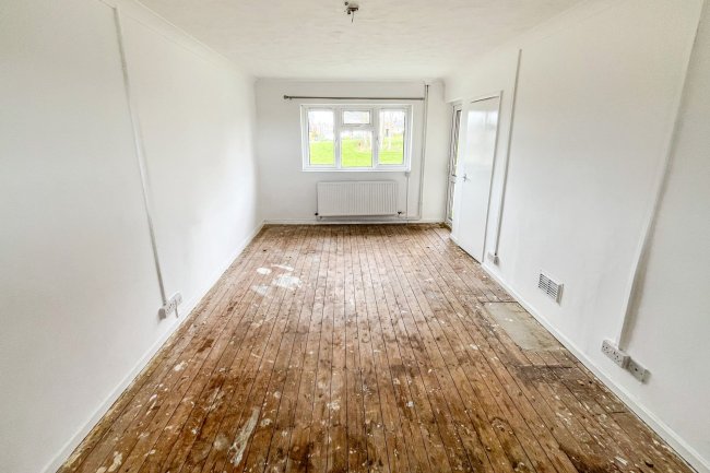 12 Meadow Road, Yeovil, Somerset, BA21 5PA 7