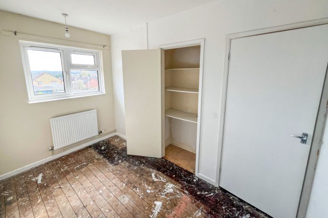 12 Meadow Road, Yeovil, Somerset, BA21 5PA 7