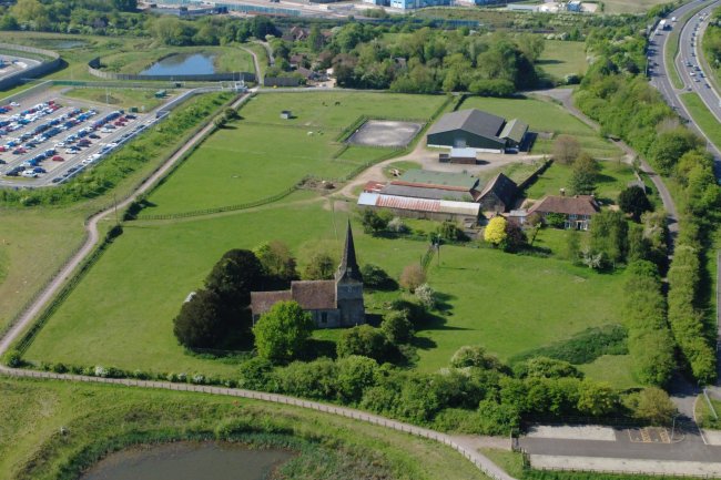 Court Lodge Farm, Church Road, Sevington, Ashford, TN24 0LD 5