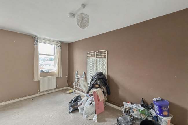 Flat 3, 22 Burghley Road, London, N8 0QE 7